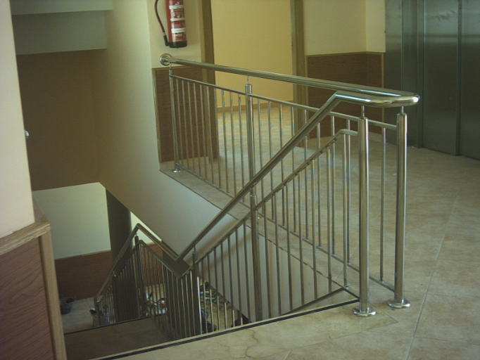 Aluleon - escaleras y barandillas 22